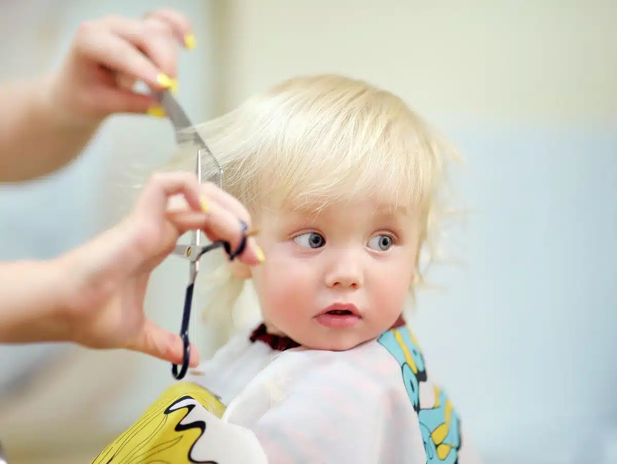 Top des idées de coupe pour petit garçon mi-longue inspirez-vous pour le prochain rendez-vous chez le coiffeur
